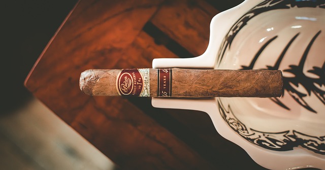 Savor Every Sip: Pairing â�£Fine Cigars with Pendleton Whiskey for aâ€Œ Luxurious Experience